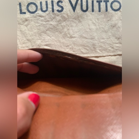 Louis Vuitton Monogram Porto
Valeurs Carte De Wallet - Picture 4 of 5
